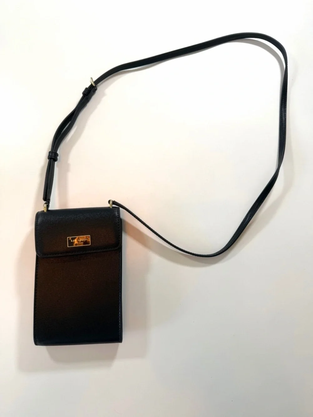 Kate Spade Serena Phone Crossbody Black Saffiano Leather